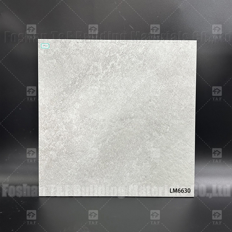 Κεραμικά πλακάκια 60x60mm από γκρι μαρμάρινο για το πάτωμα και το τοίχωμα